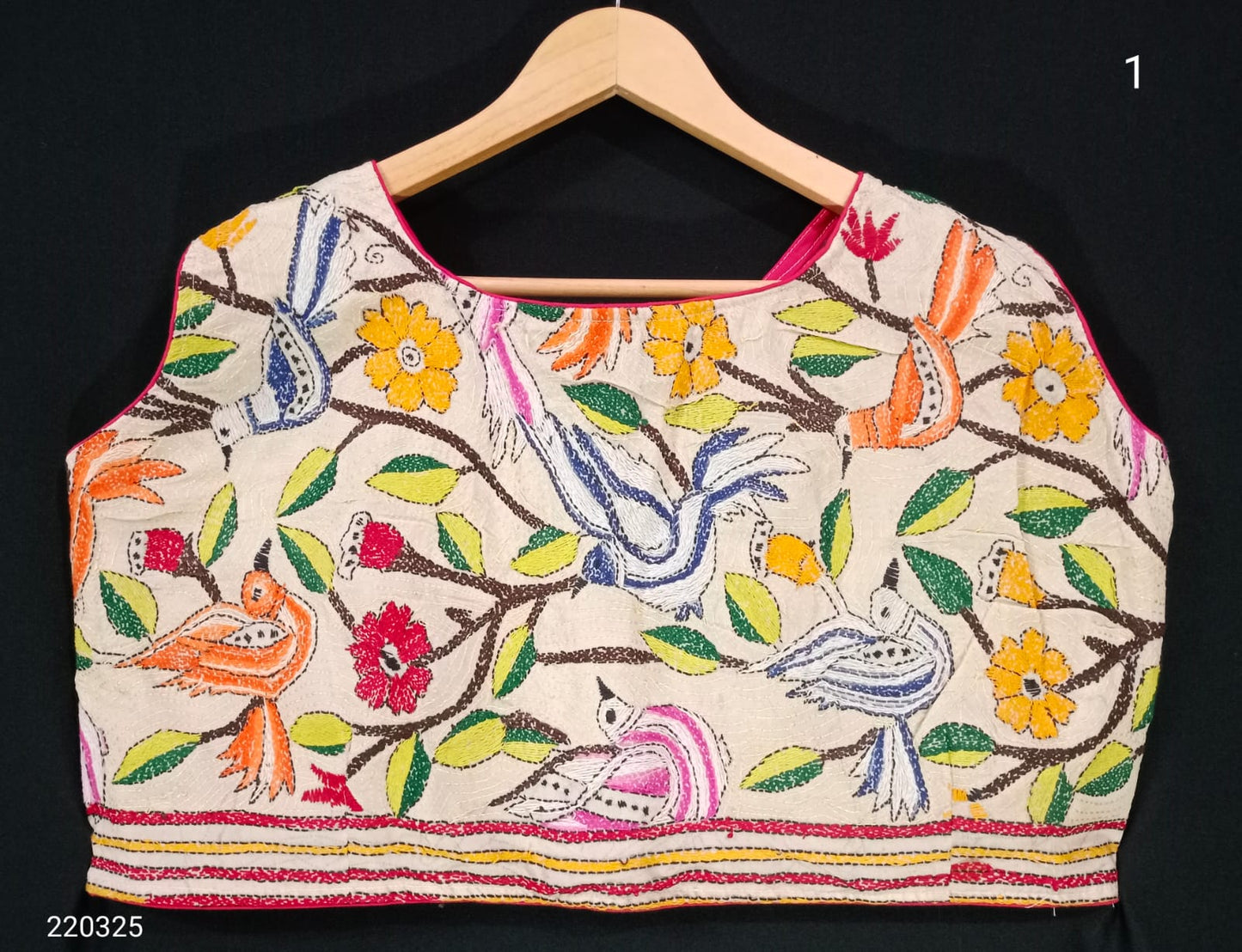 Kesta | Kantha on Tussar blouse