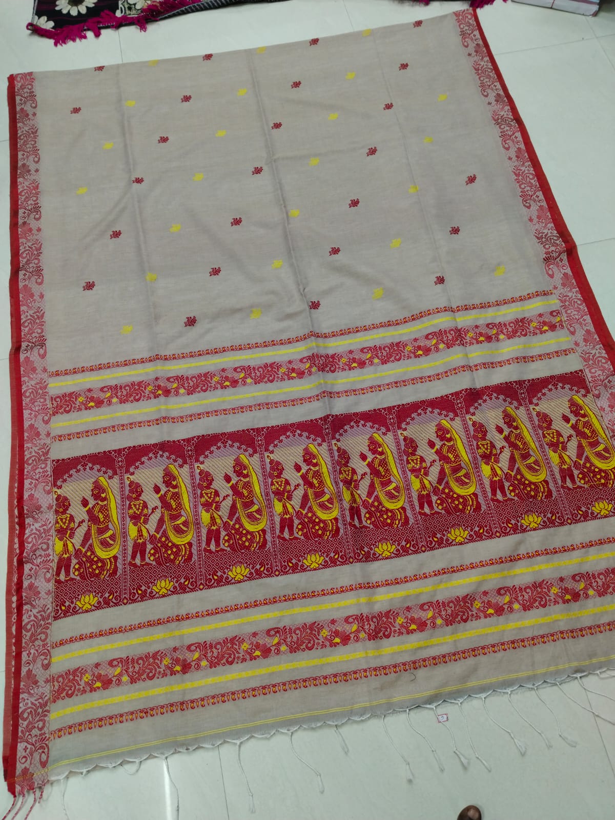 Binda | Tant baluchari saree