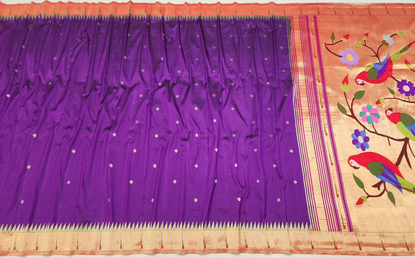 Pankti | Ek Muniya Paithani Saree