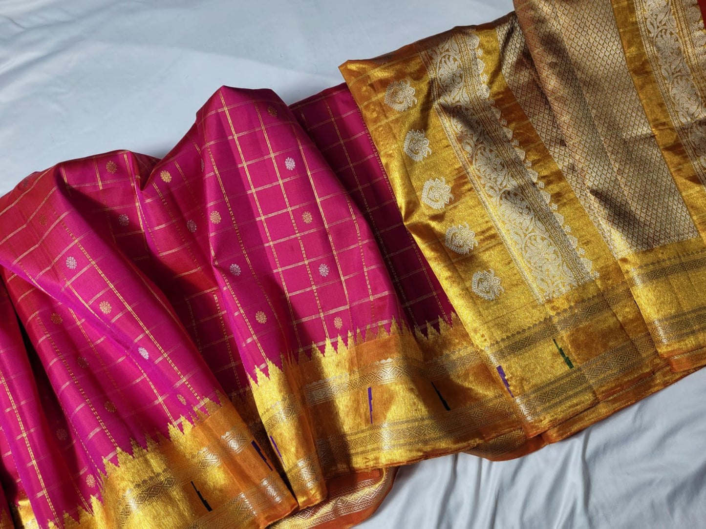 Giri | Gadwal Saree