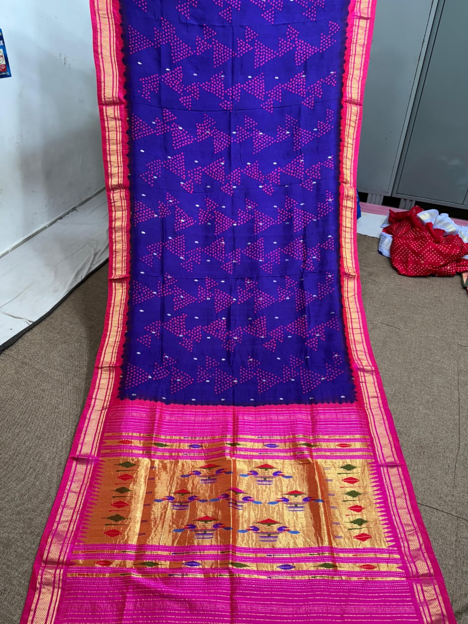 Prajakta |  bandhni paithani