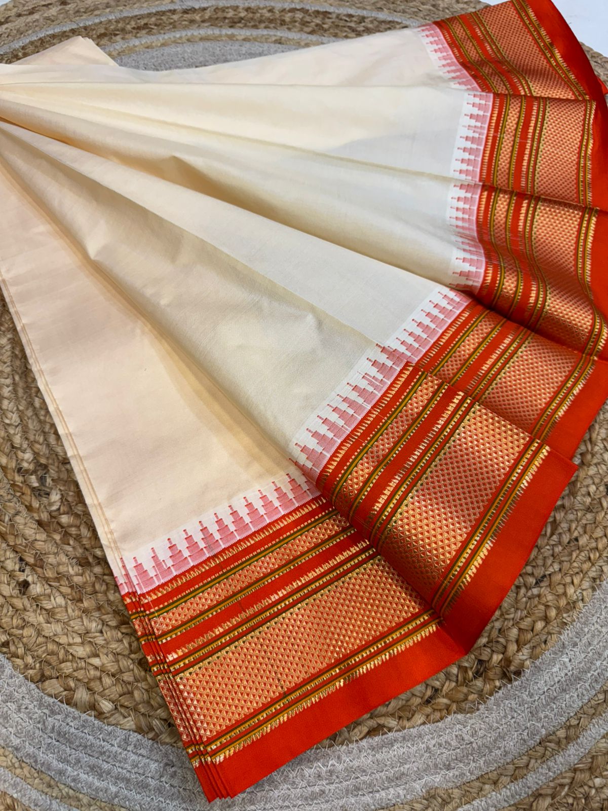 Int | Pure Silk Ilkal Saree