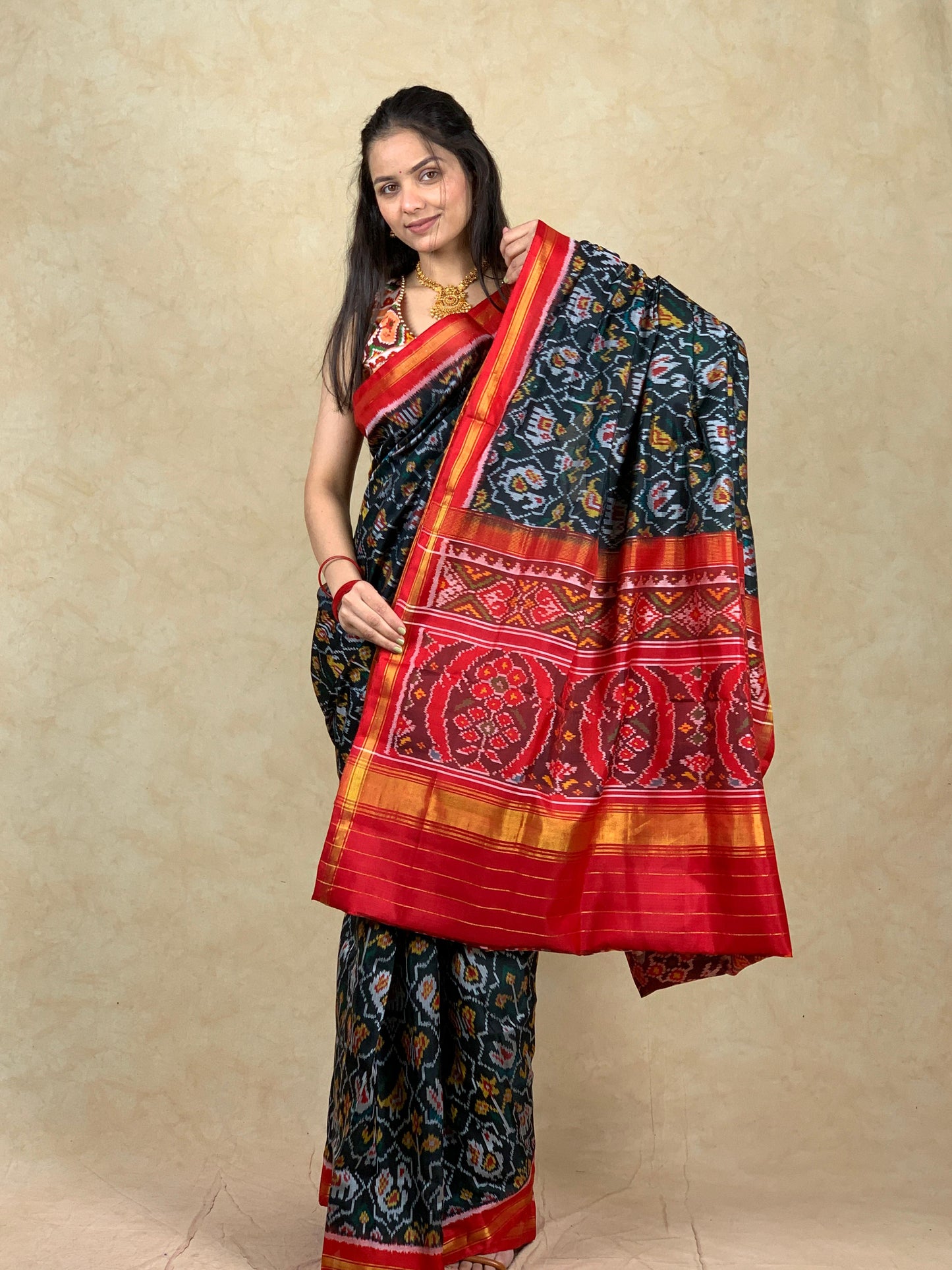 Kinjal | Single Ikat Patola saree