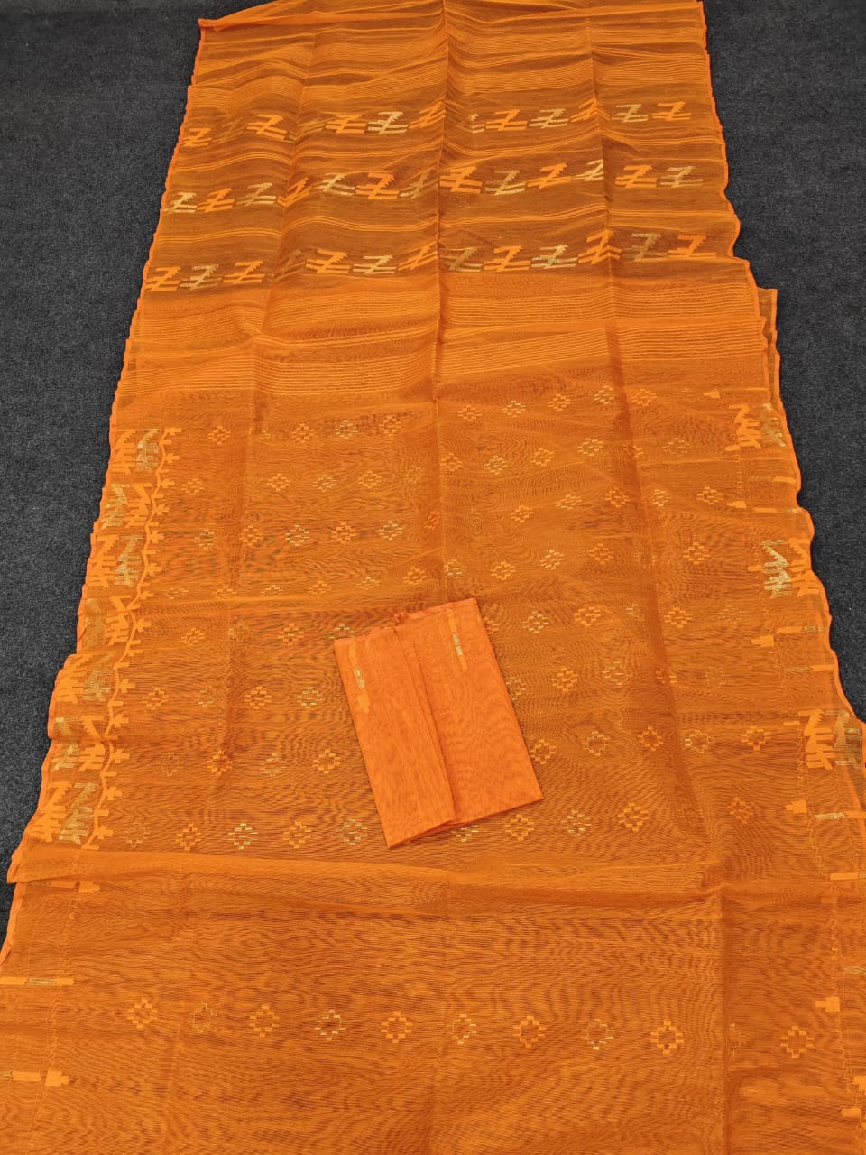 Jamila | half silk Jamdani