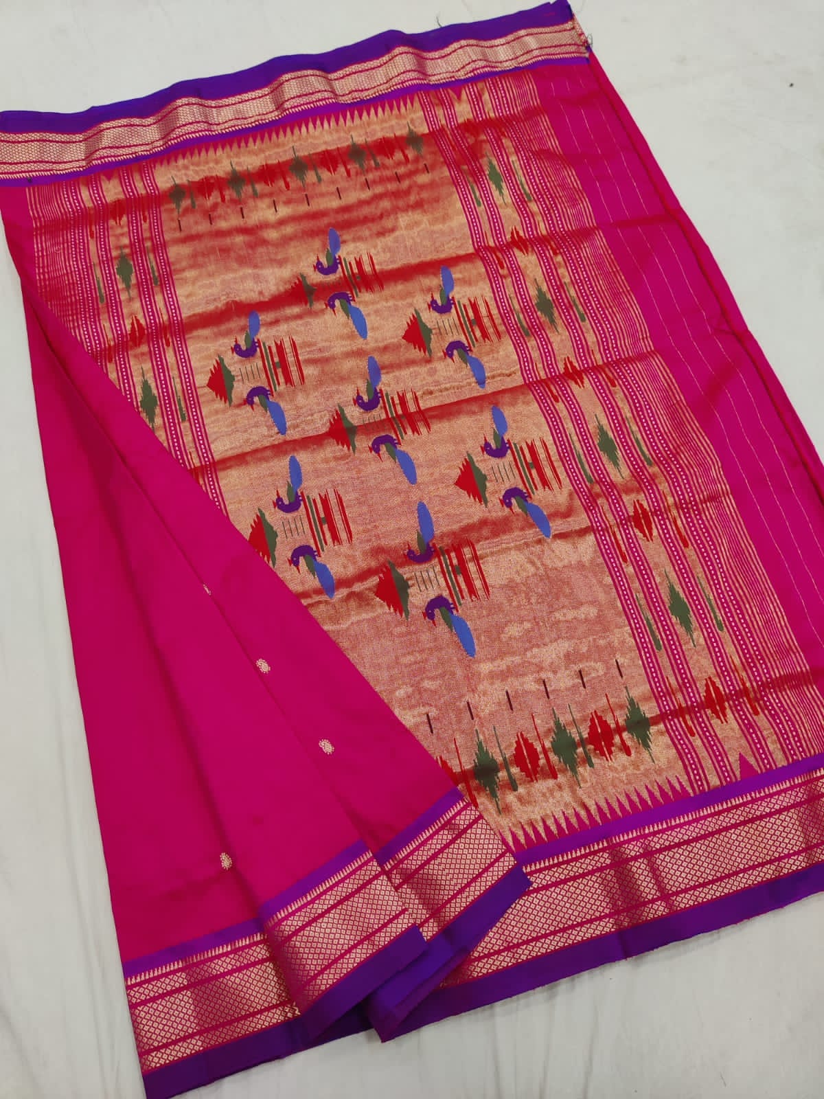 Mishka | Pure silk handloom Paithani Saree