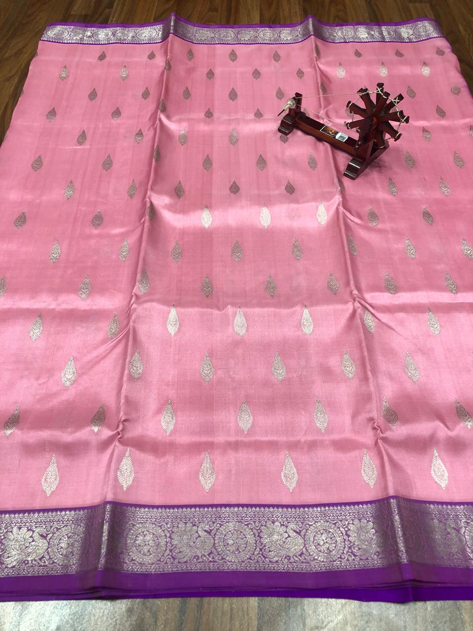 Hemantish | pure silk venkatagiri saree)