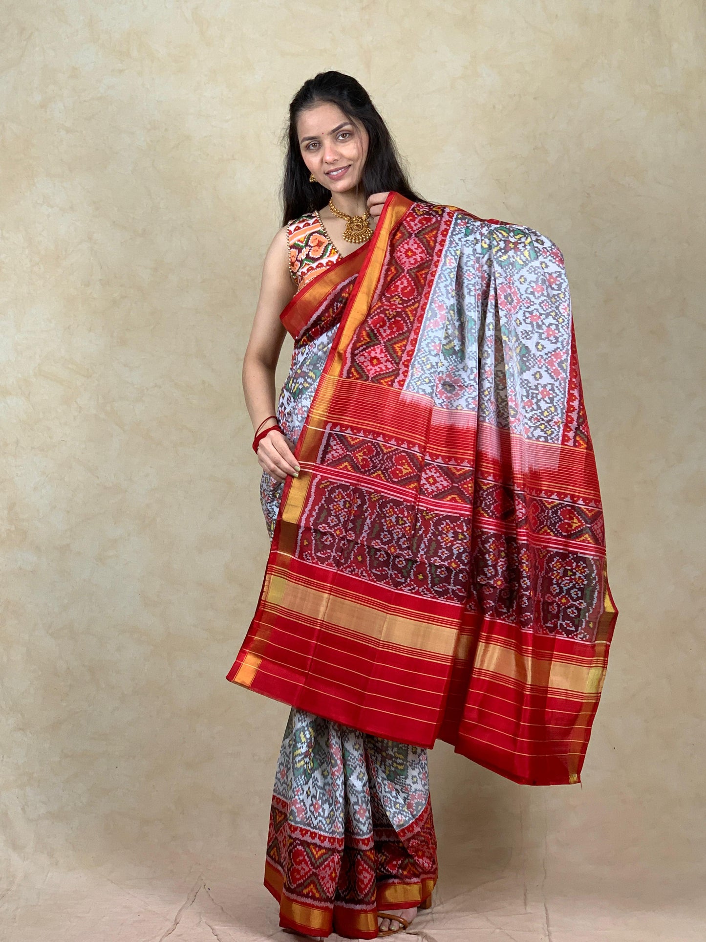 Alisha | Single Ikat Patola saree