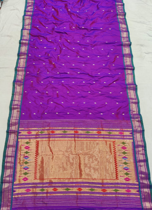 Pavan | Pure Silk Handloom Paithani