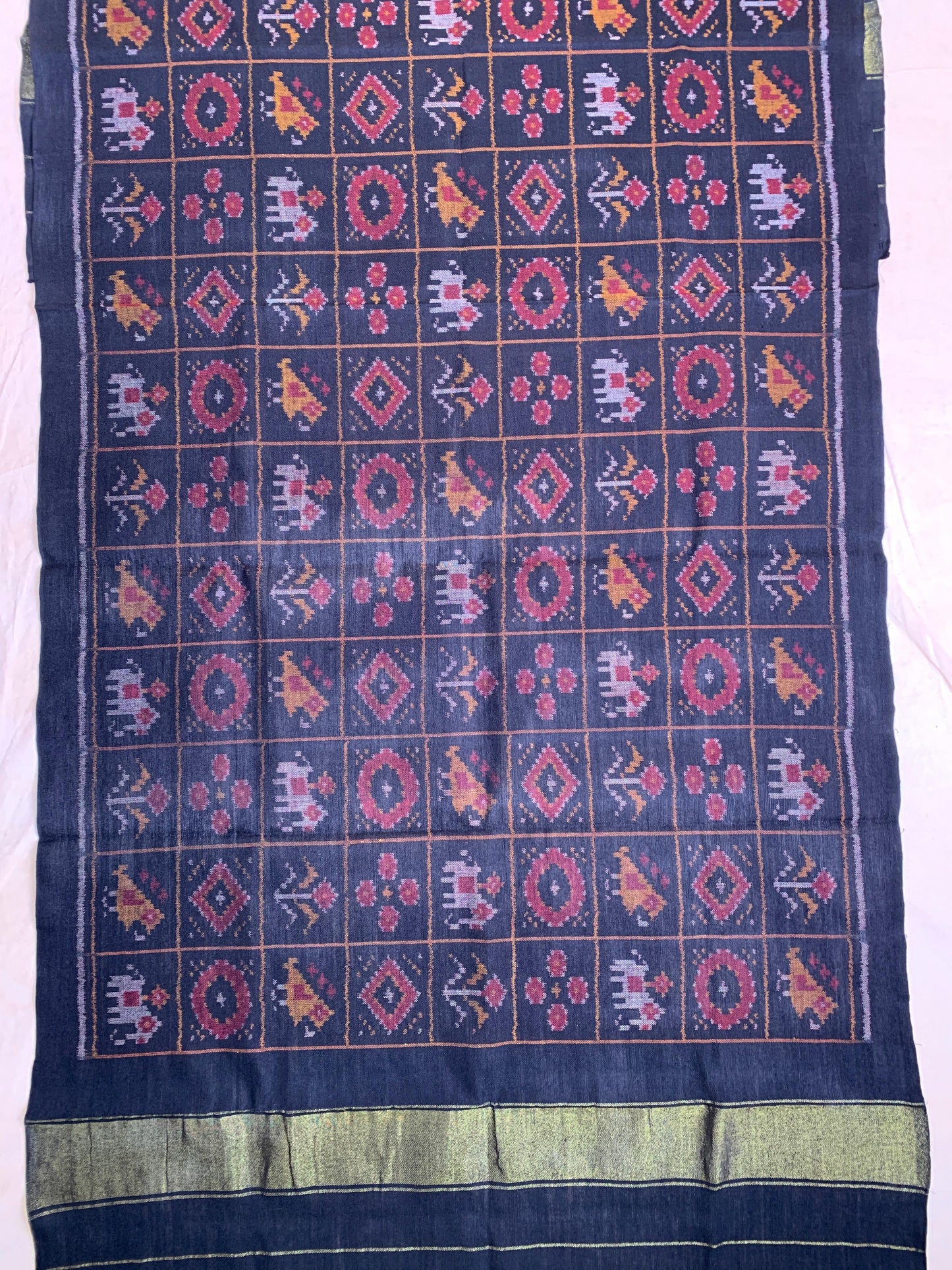 Vinaya | patola shawl