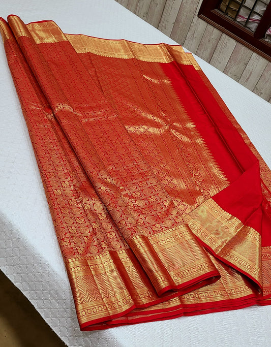 Kinesh | Pure Silk Kanjeevaram