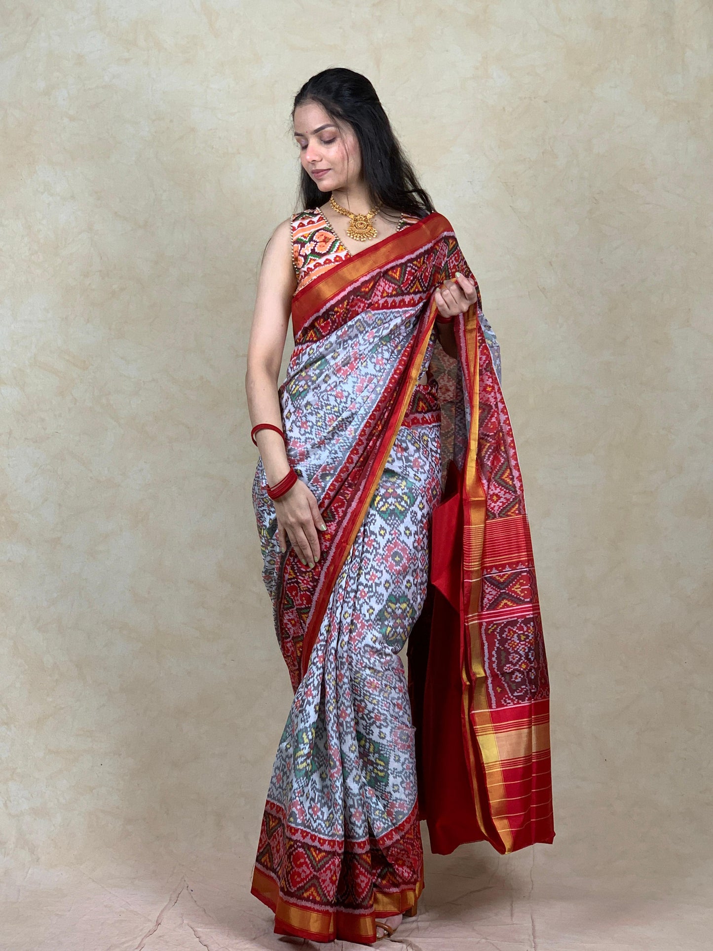 Alisha | Single Ikat Patola saree