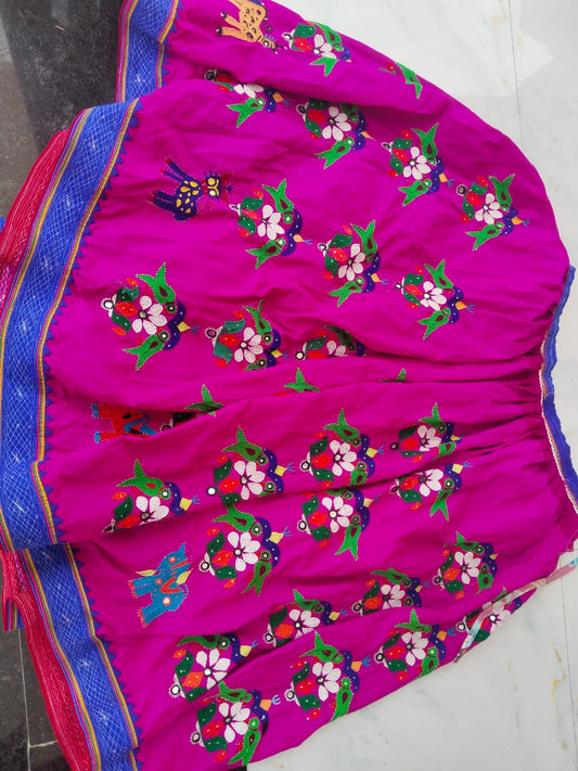 Jigisha |  Skirt with kutch embroidery