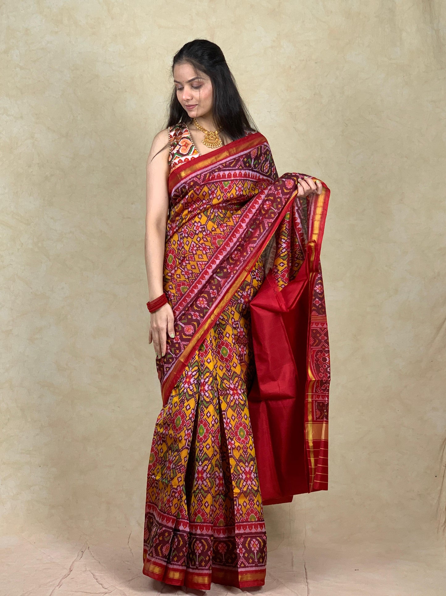 Alizeh | Single Ikat Patola saree