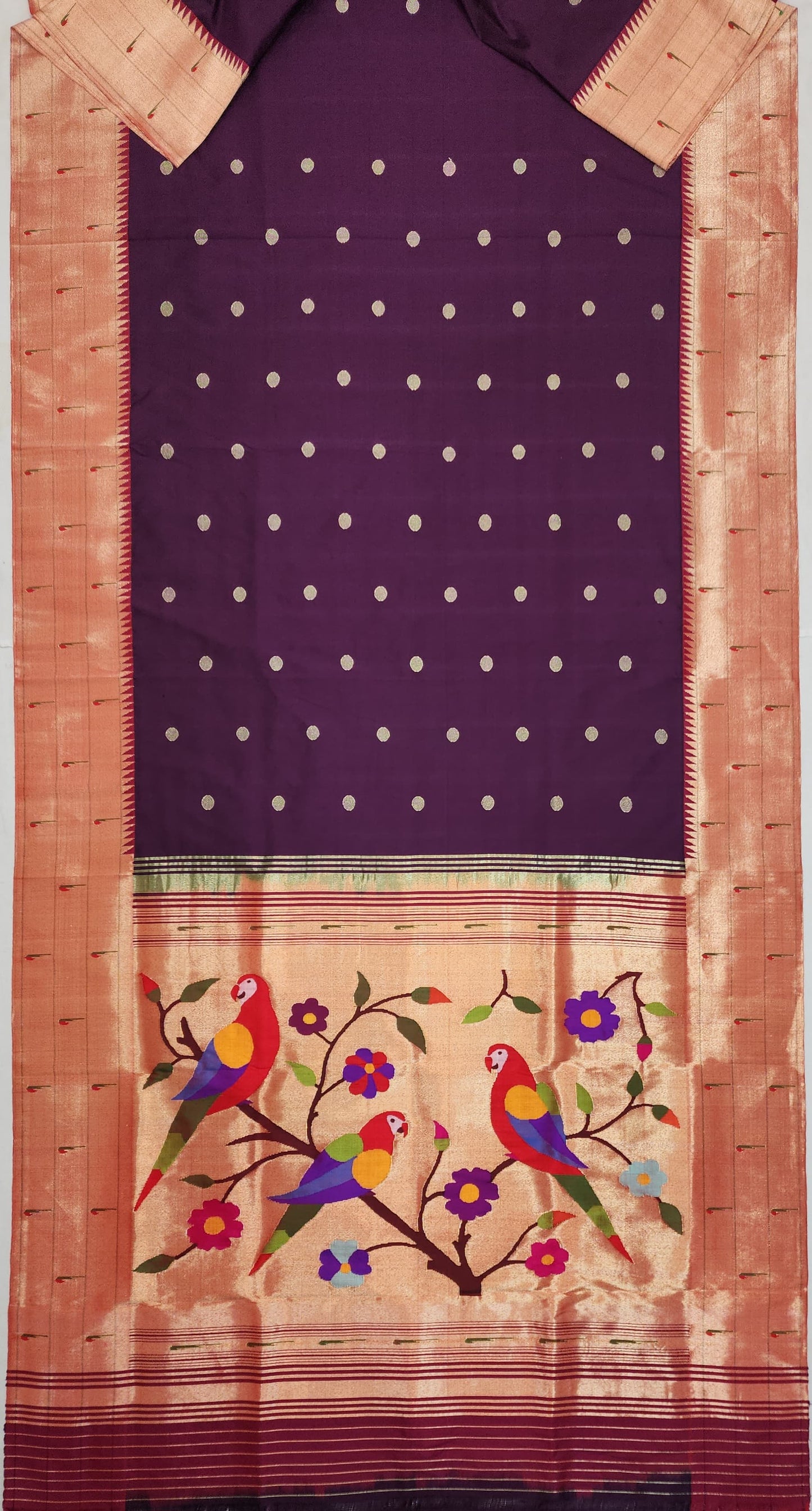 Pihu | Pure Silk Handloom Paithani