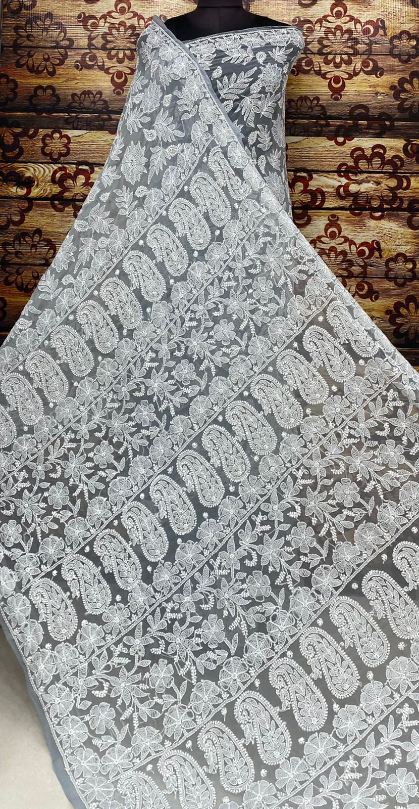 Chikankari jaal saree