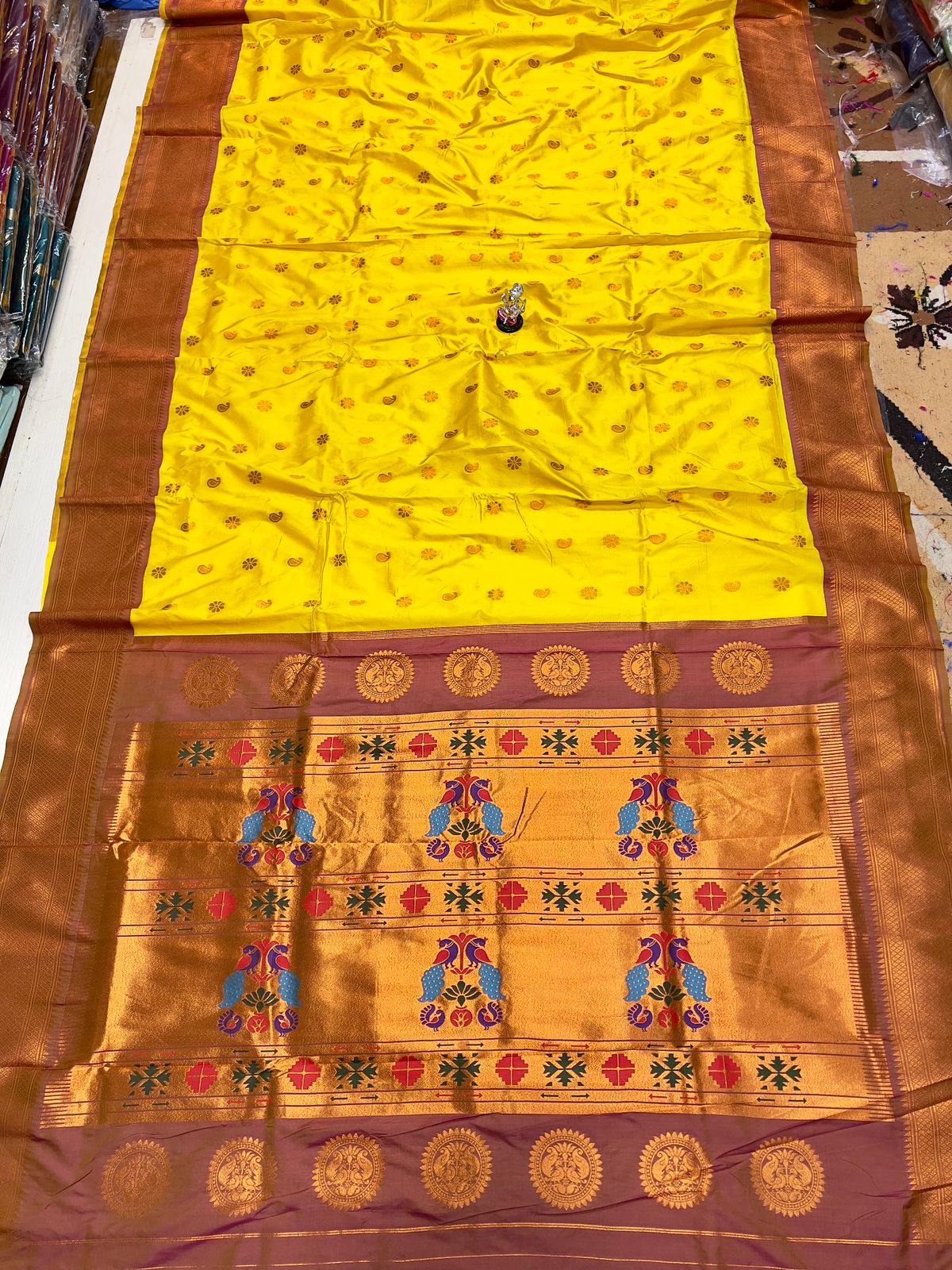 Casual Wear Minu Pure Cotton Embroidery Designer Border Saree, Without  Blouse Piece, 5.5 m (separate blouse piece) at Rs 562/piece in Kolkata