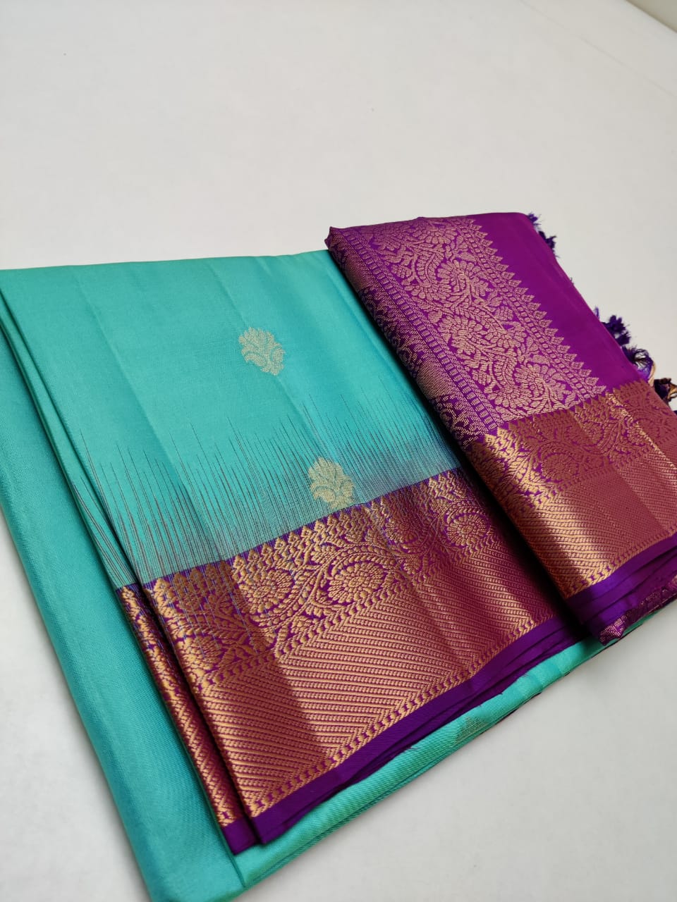 Soft Silk Butti Kanjivaram