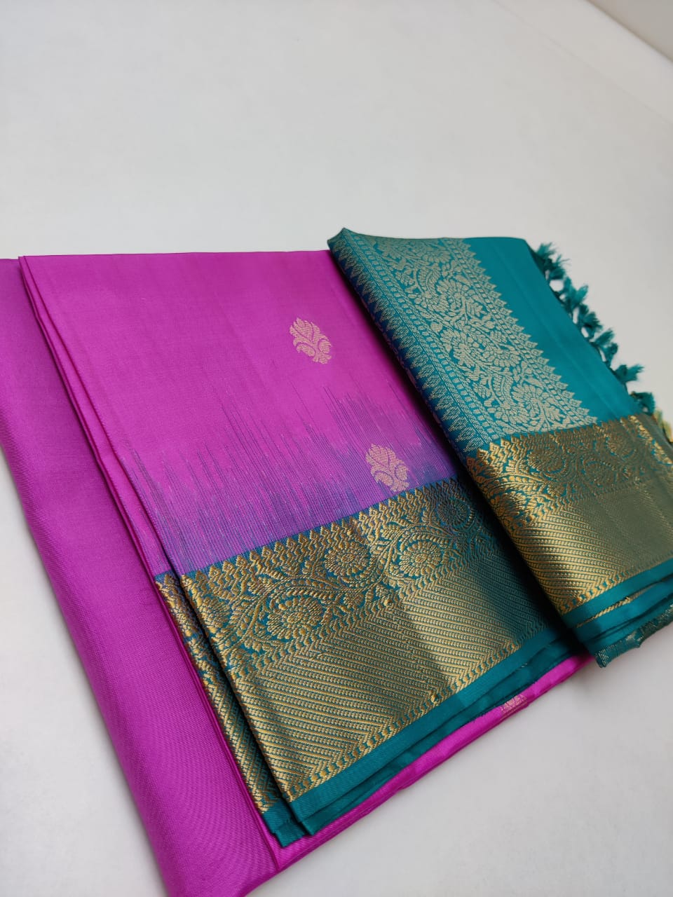 Soft Silk Butti Kanjivaram