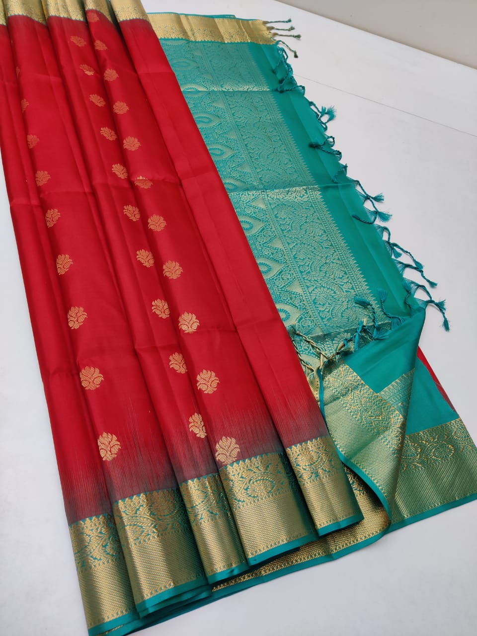 Soft Silk Butti Kanjivaram