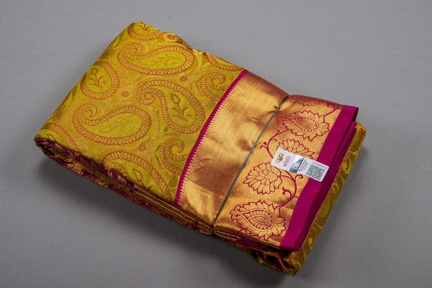 Mohur | Kanchipuram Pure silk saree with zari border