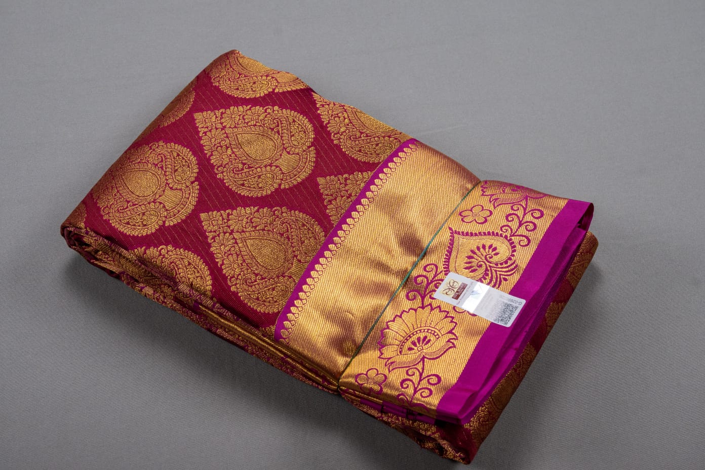 Mohur | Kanchipuram Pure silk saree with zari border