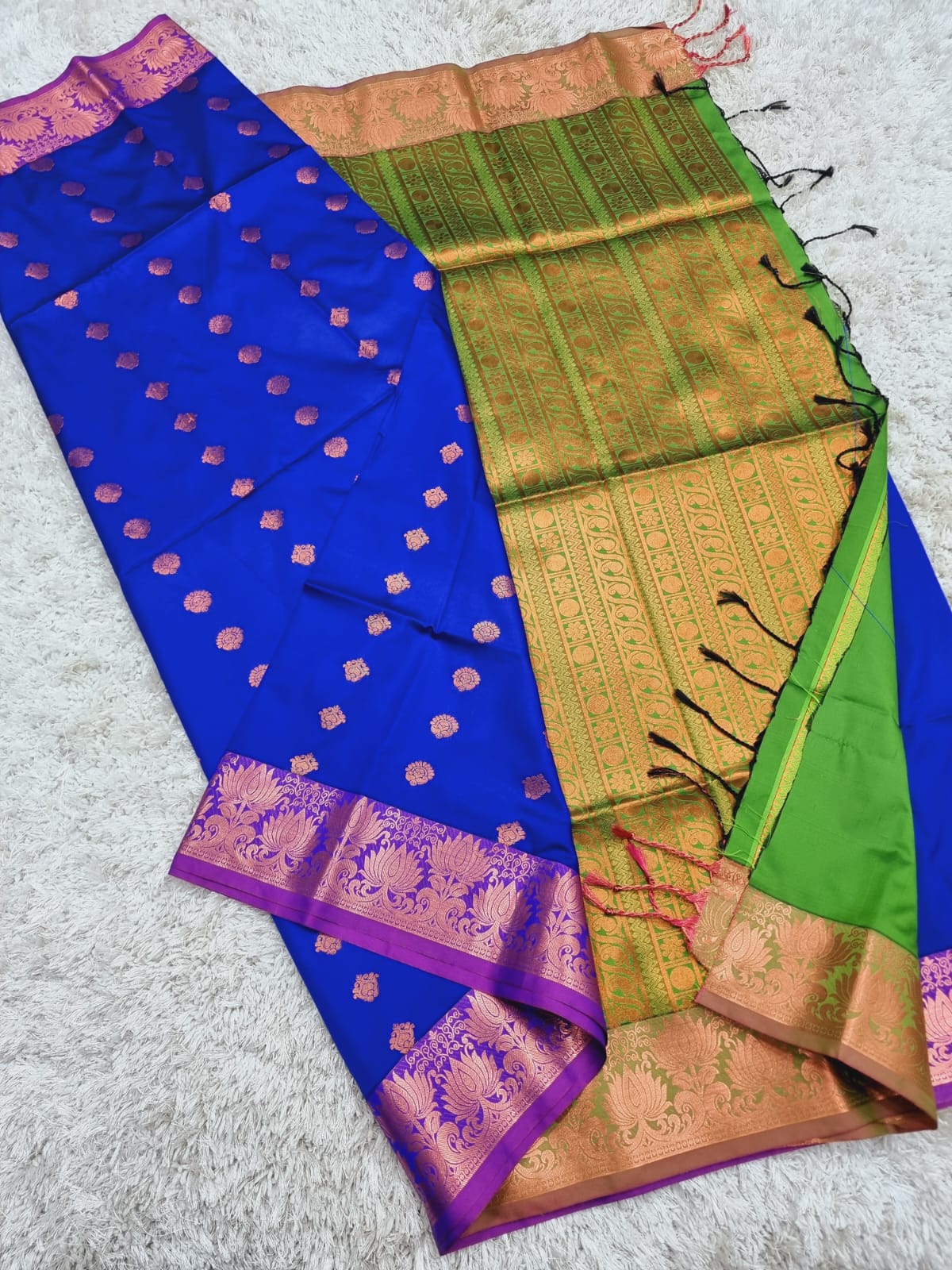 Inippu | kanjeevaram blended silks